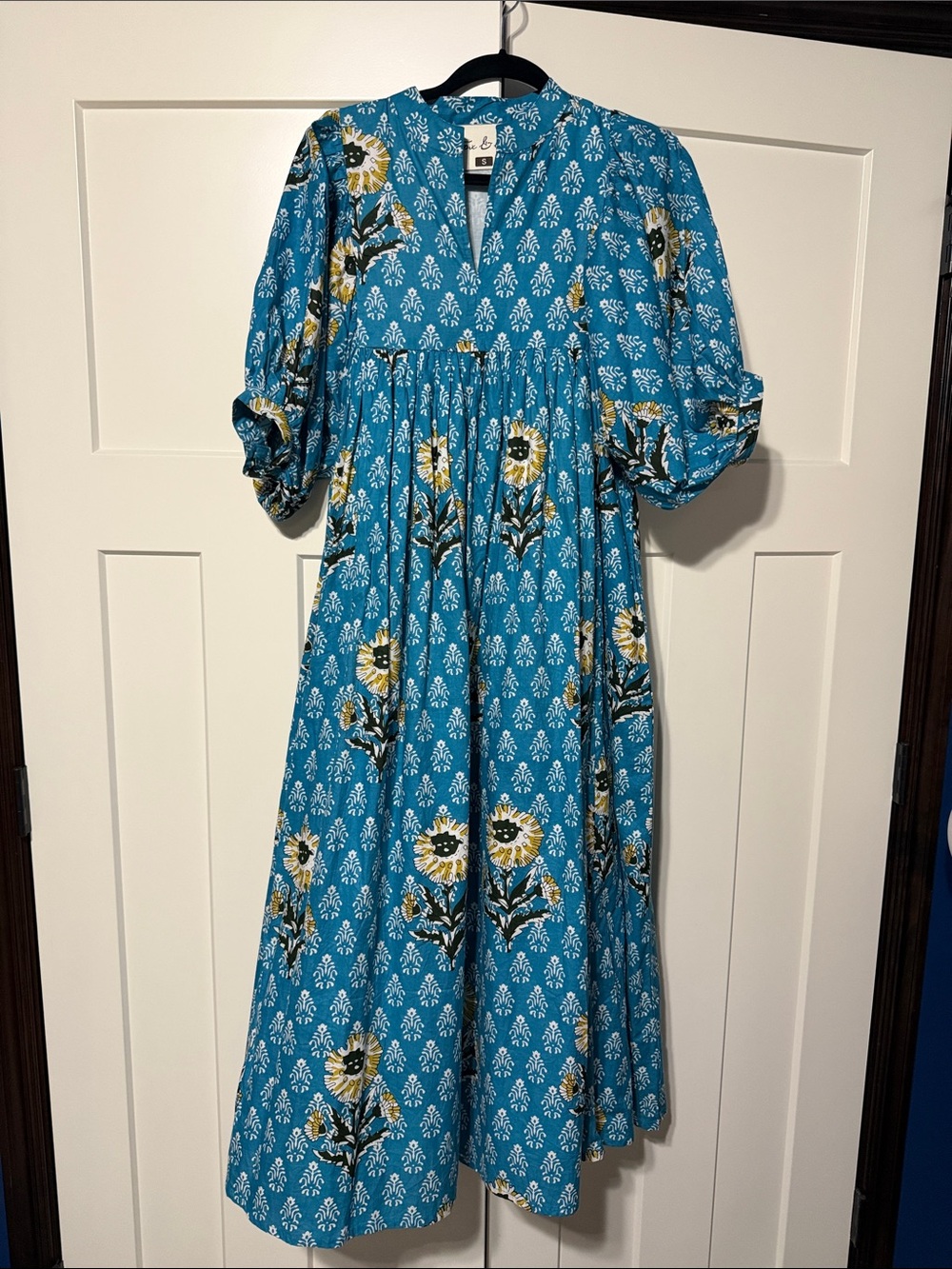 Fox & Hen Label - Joliet Dress- Teal Blue Floral Midi Dress with Puff Sleeves